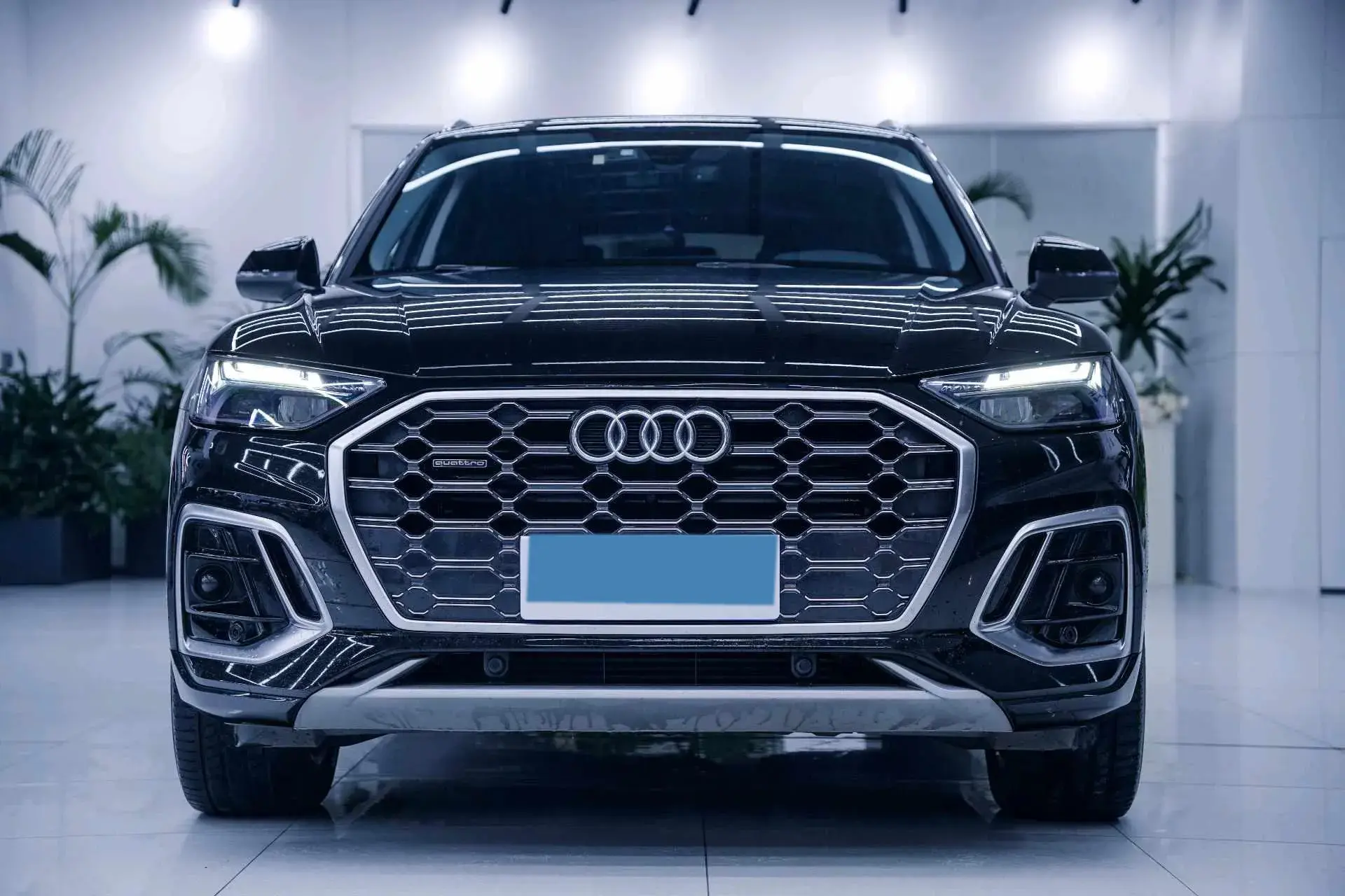 2022 AUDI Q5L thumbnail 2