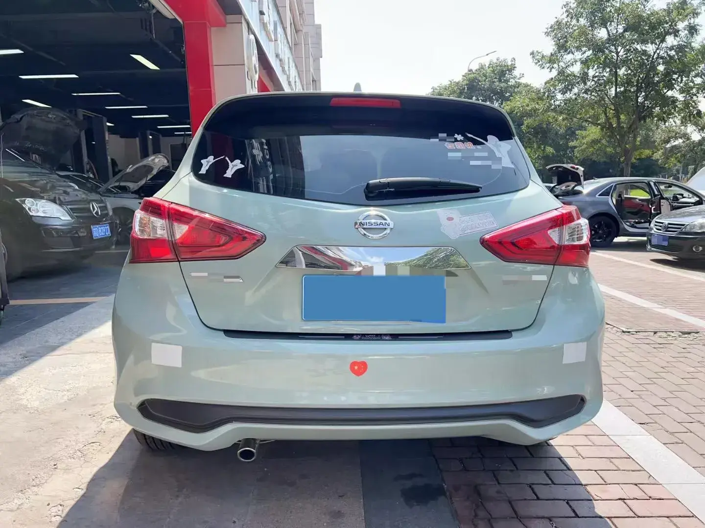 2024 NISSAN TIIDA thumbnail 4