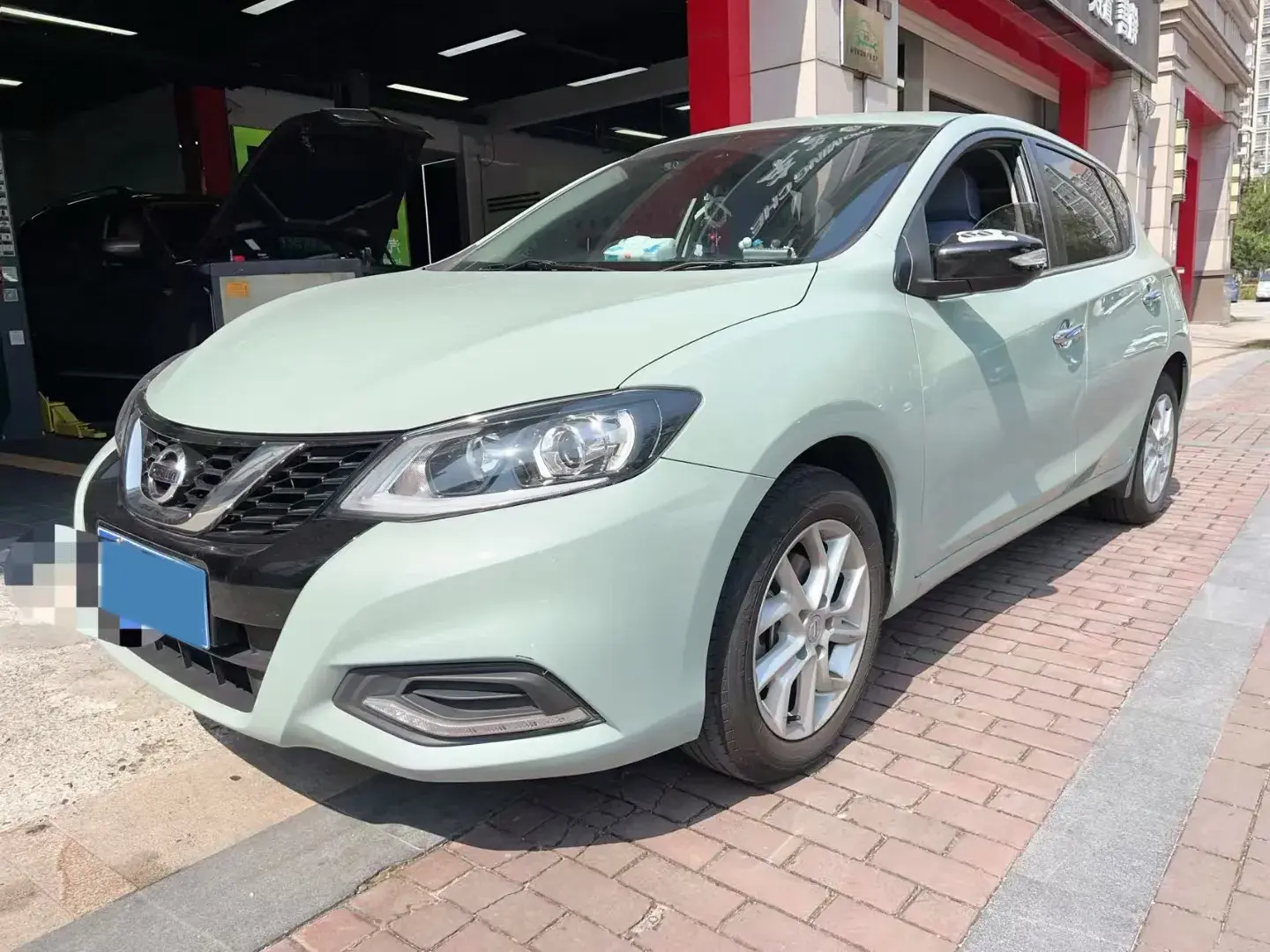 2024 NISSAN TIIDA view 1