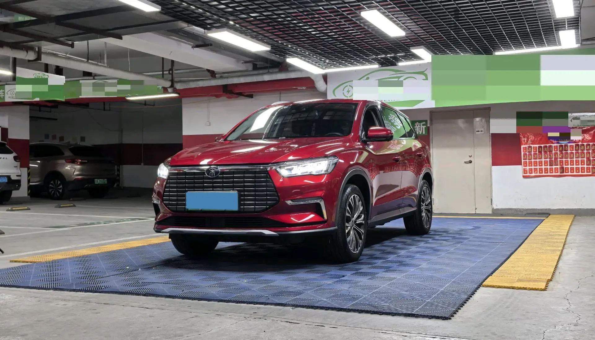 2019 BYD SONG view 1