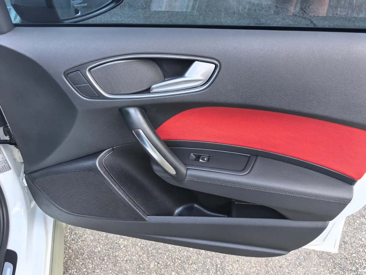 2016 Audi A1 1.4T 125HP L4 7DCT,autocango,china used car exporter,china ev exporter,chinese used car exporter,chinese used ev exporter