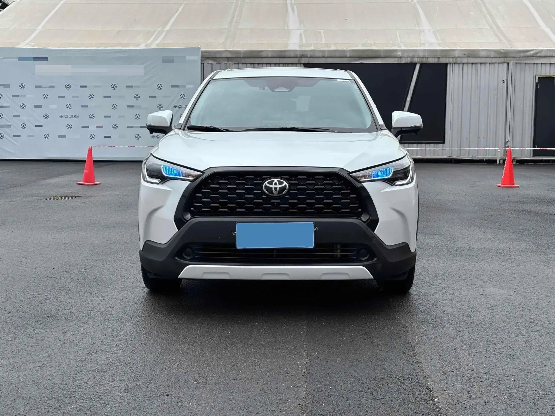 2022 TOYOTA COROLLA thumbnail 2