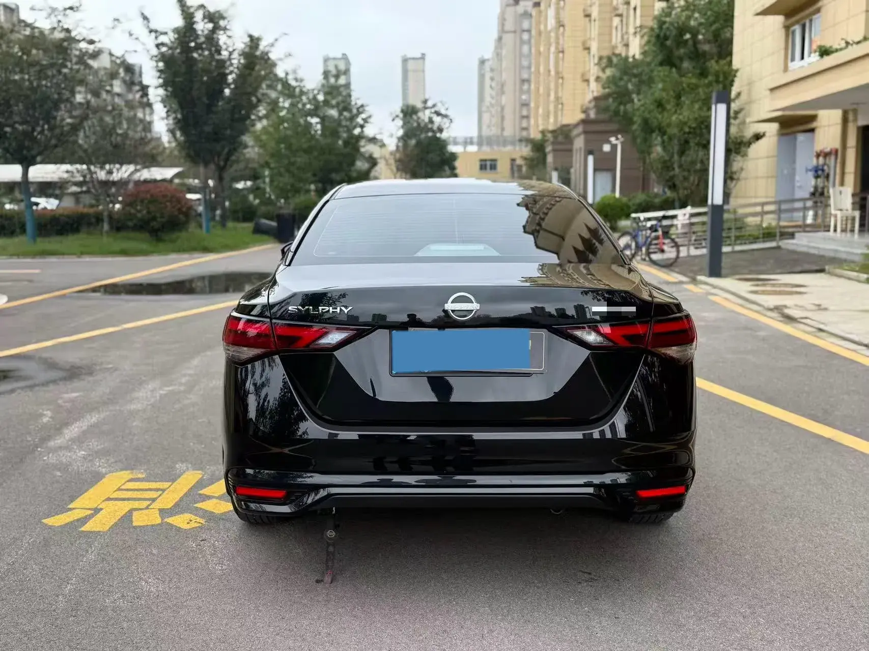 2023 NISSAN SYLPHY thumbnail 4