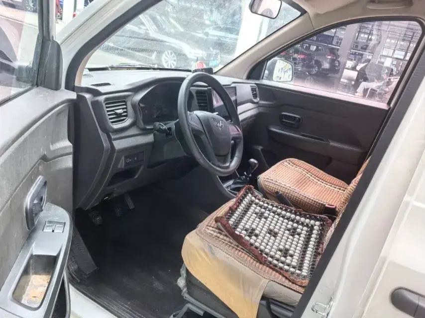 2021 WULING HONGGUANG thumbnail 4