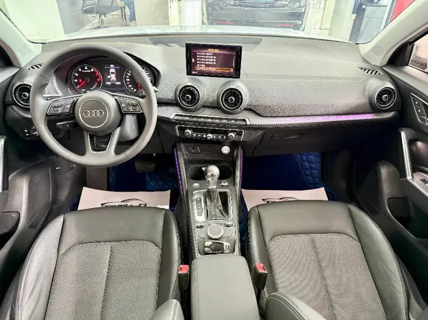 2021 AUDI Q2L thumbnail 3