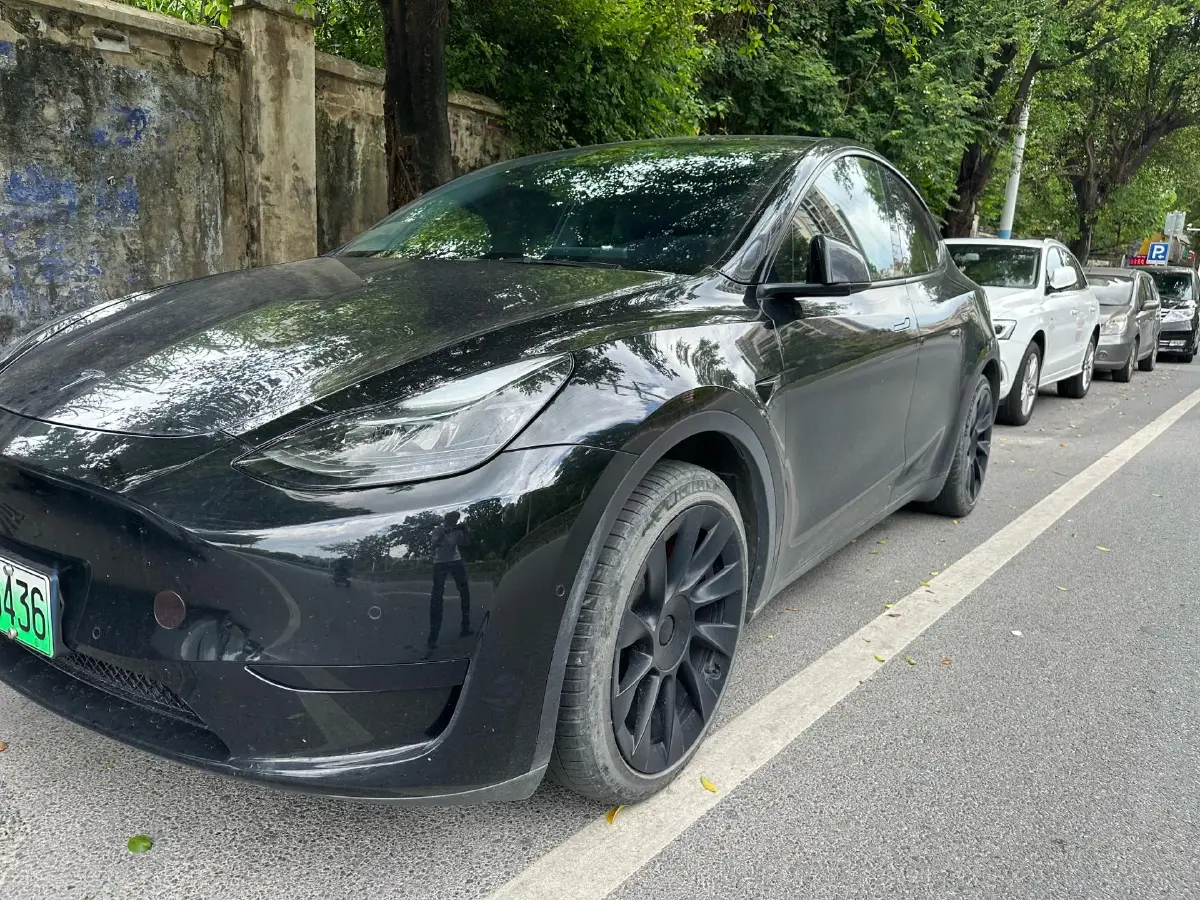 2022 Tesla Model Y BEV 60KWH