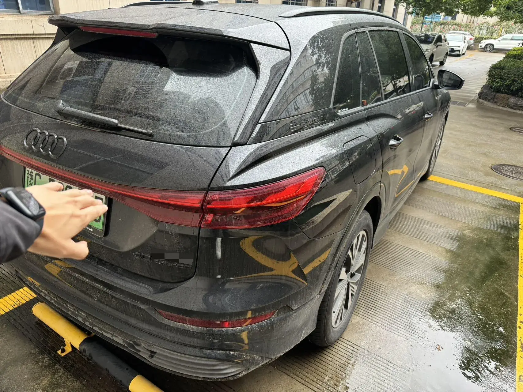 2023 AUDI Q5 thumbnail 2