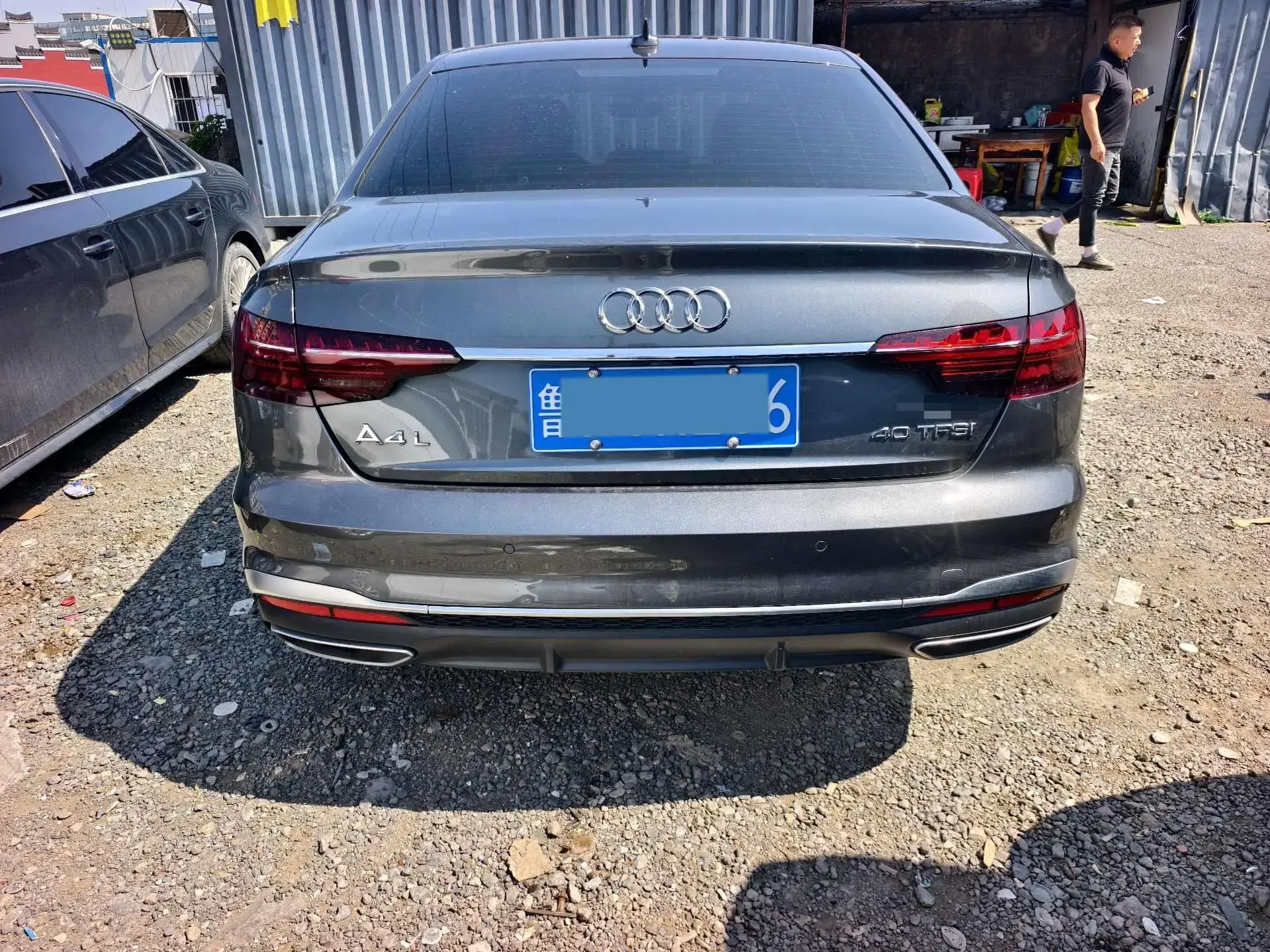 2025 AUDI A4L thumbnail 3