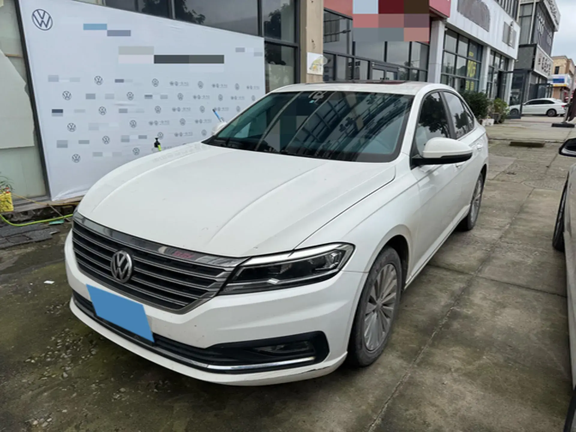 2018 VOLKSWAGEN LAVIDA view 1