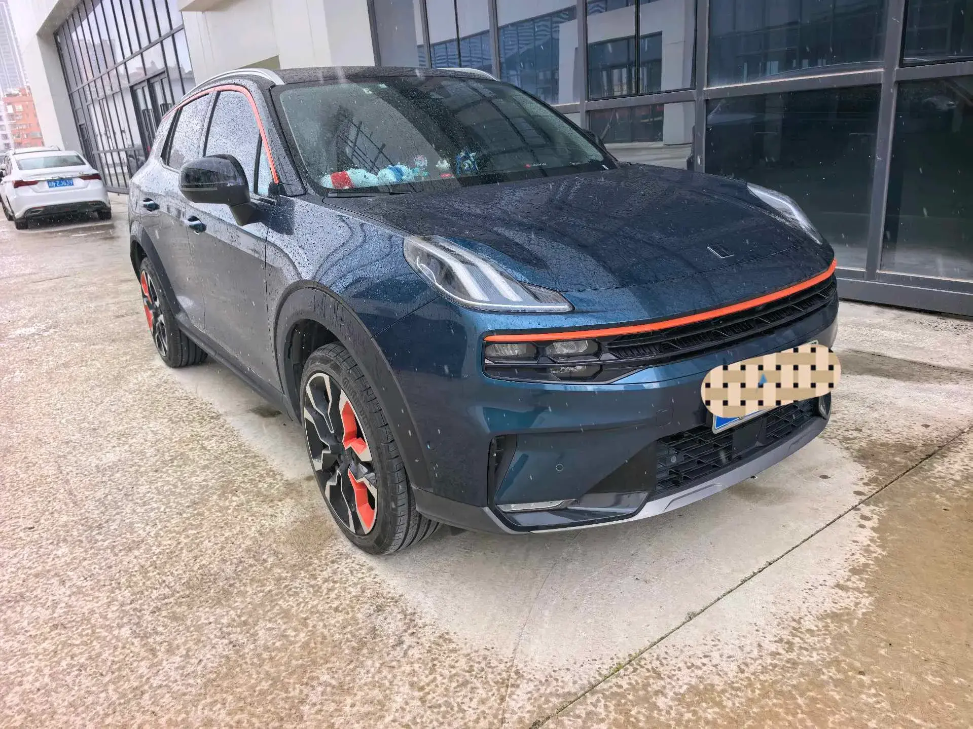 2020 LYNK&CO 06 thumbnail 3