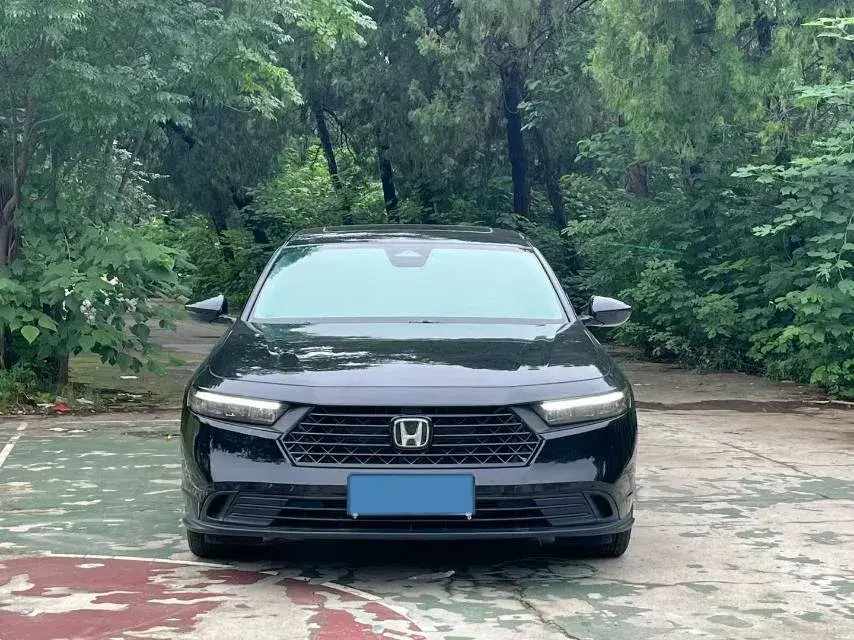 2023 HONDA ACCORD thumbnail 2