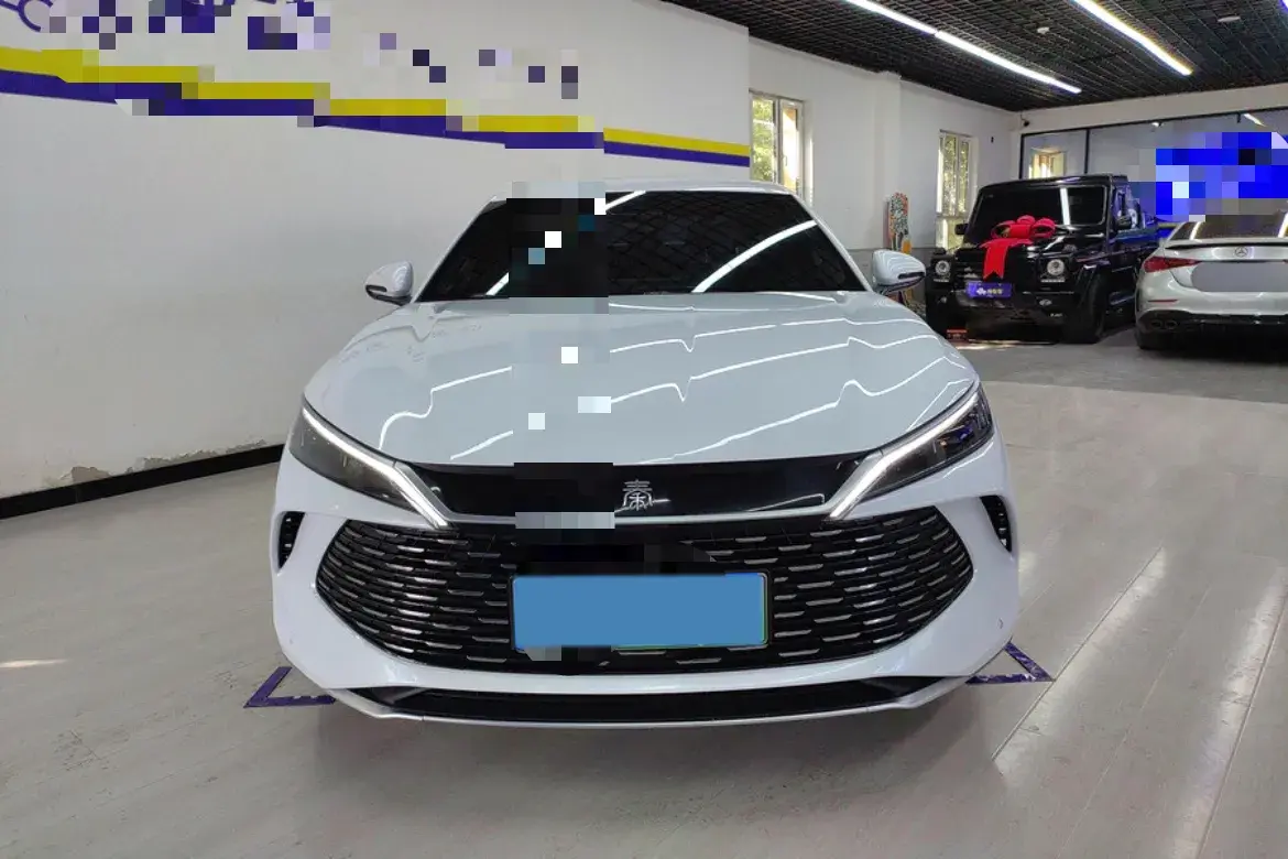 2024 BYD QINL thumbnail 3