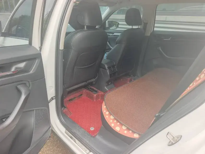 2019 SKODA KODIAK thumbnail 3