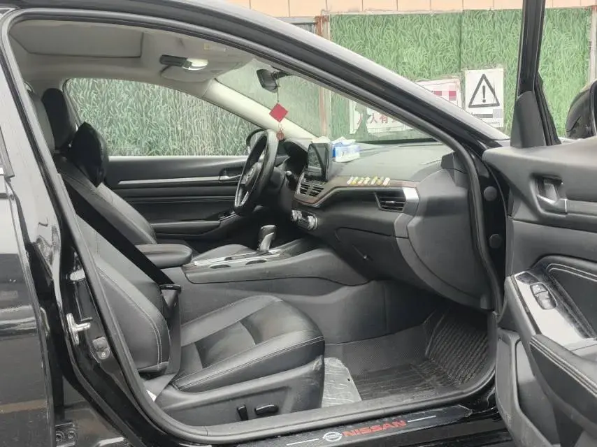 2021 NISSAN TEANA thumbnail 4