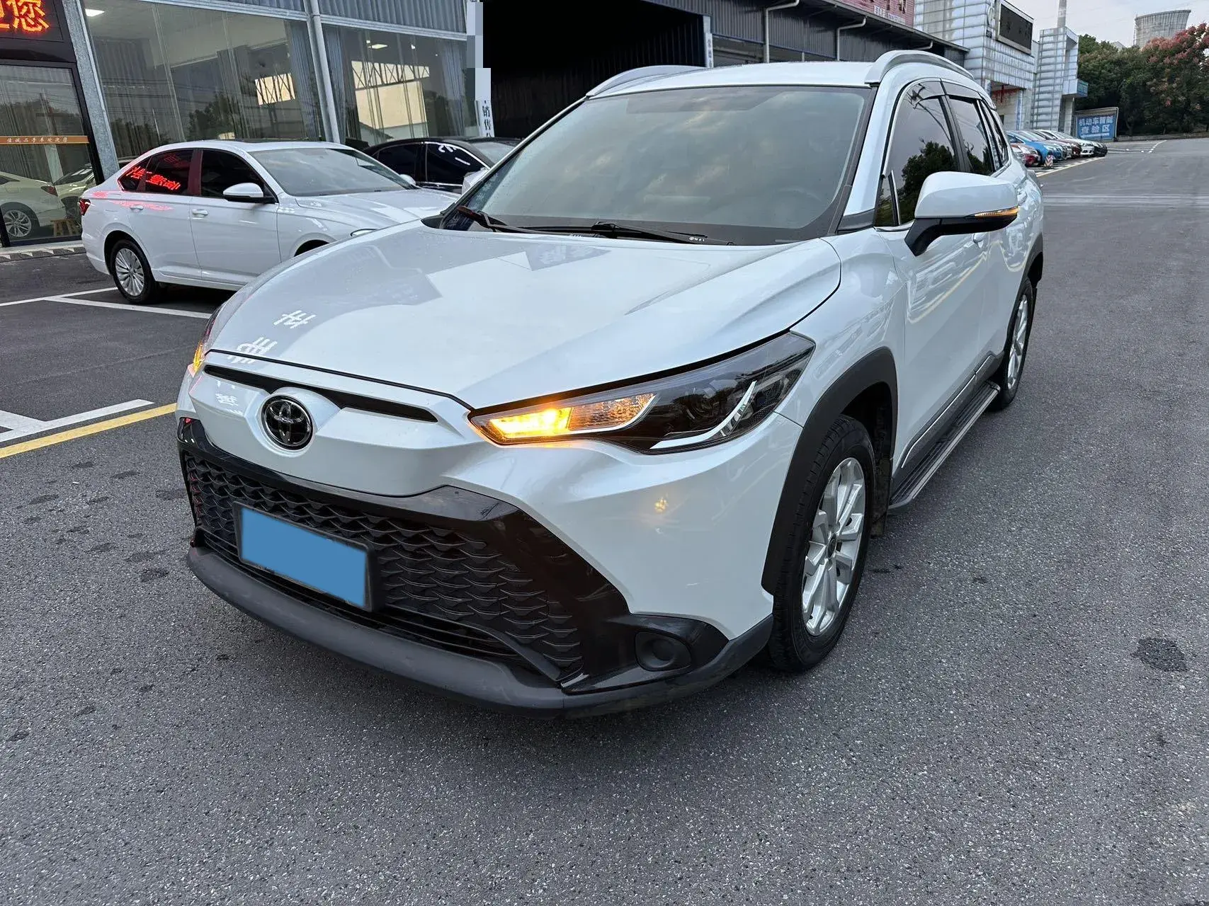 2022 TOYOTA FRONTLANDER view 1