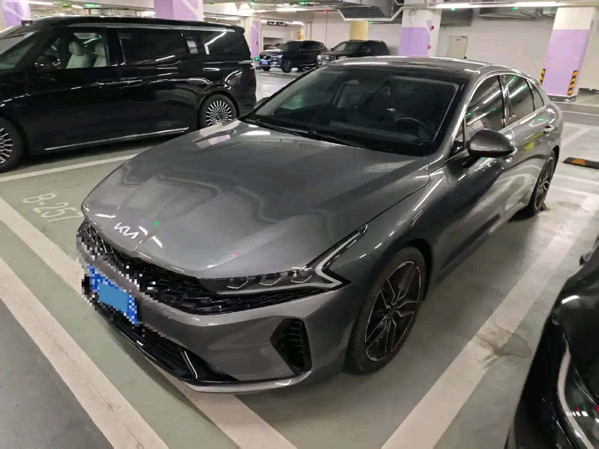 2021 Kia K5 2.0T 240HP L4 8AT