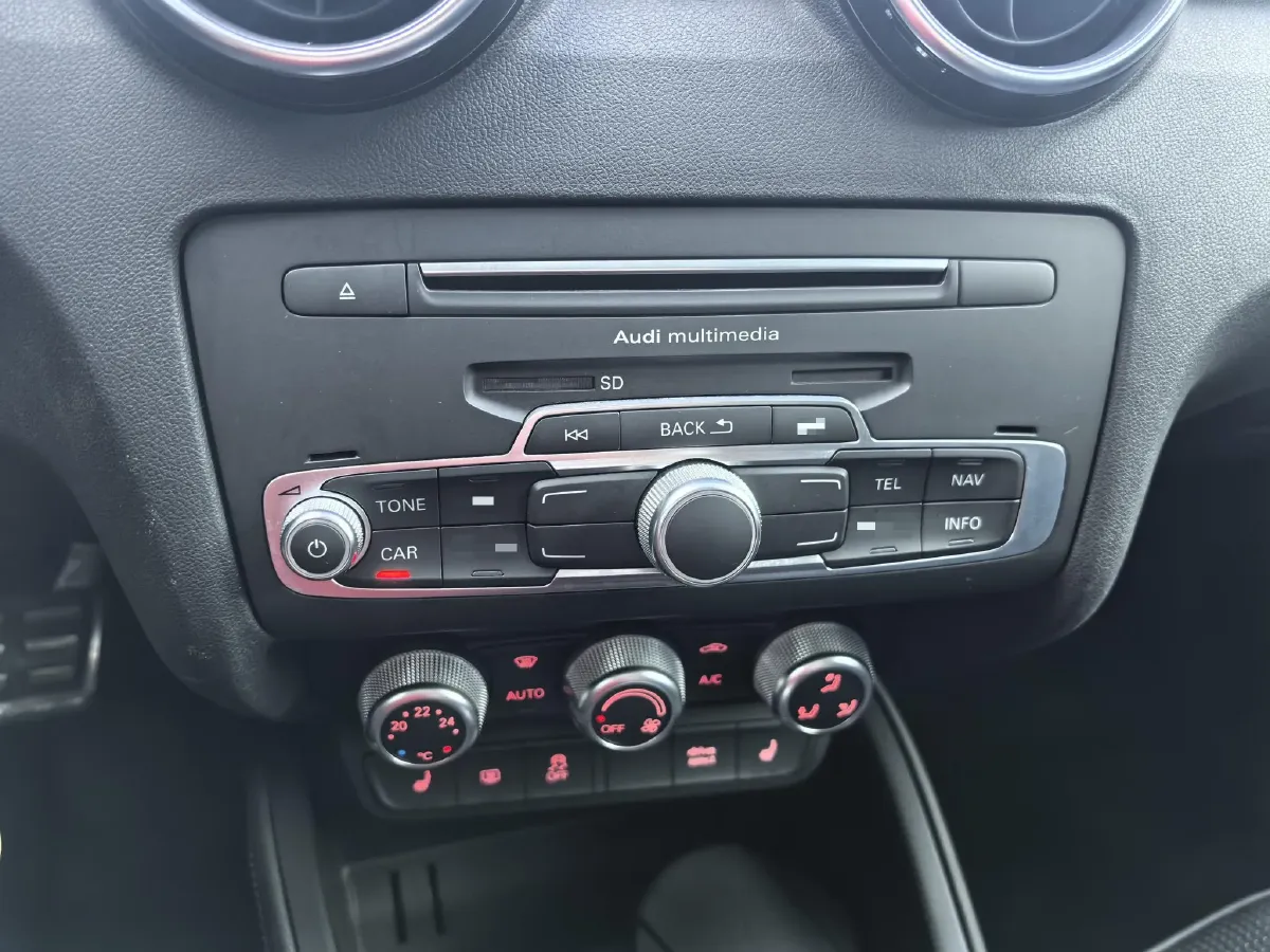 2016 Audi A1 1.4T 125HP L4 7DCT,autocango,china used car exporter,china ev exporter,chinese used car exporter,chinese used ev exporter