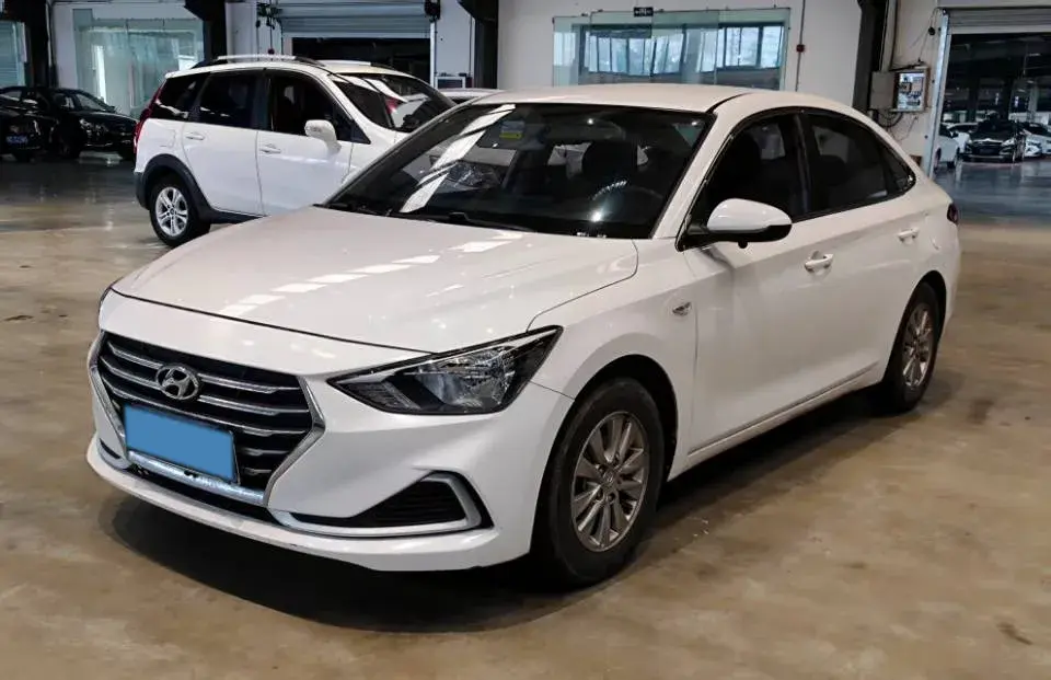 2017 HYUNDAI CELESTA view 1