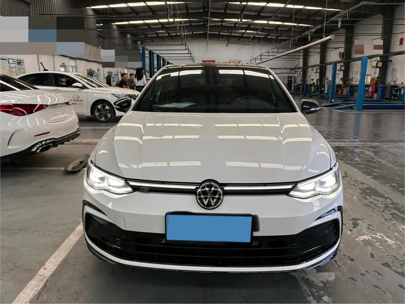 2023 VOLKSWAGEN GOLF thumbnail 2