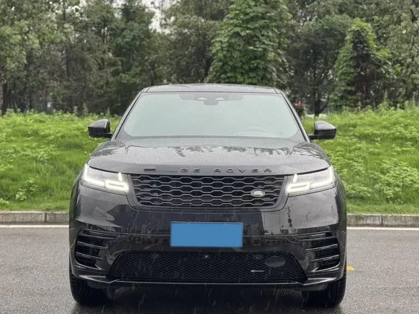 2023 LAND ROVER thumbnail 3