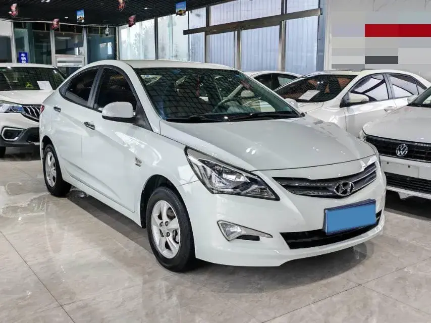 2016 HYUNDAI REINA thumbnail 3