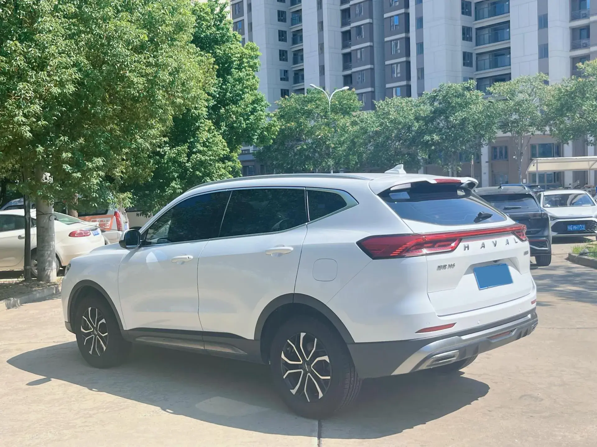 2023 HAVAL H6 thumbnail 4