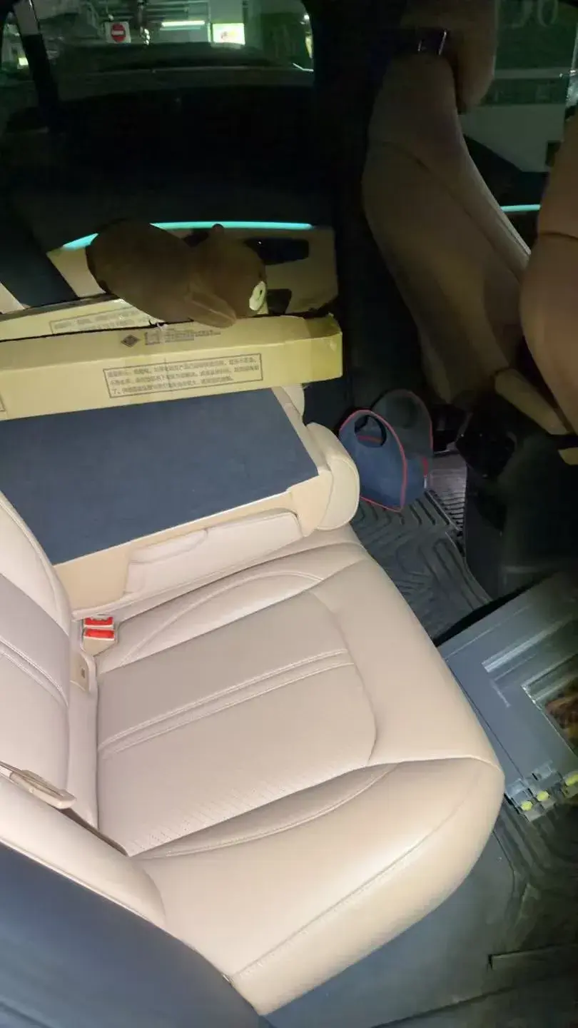 2020 NIO ES6 thumbnail 2