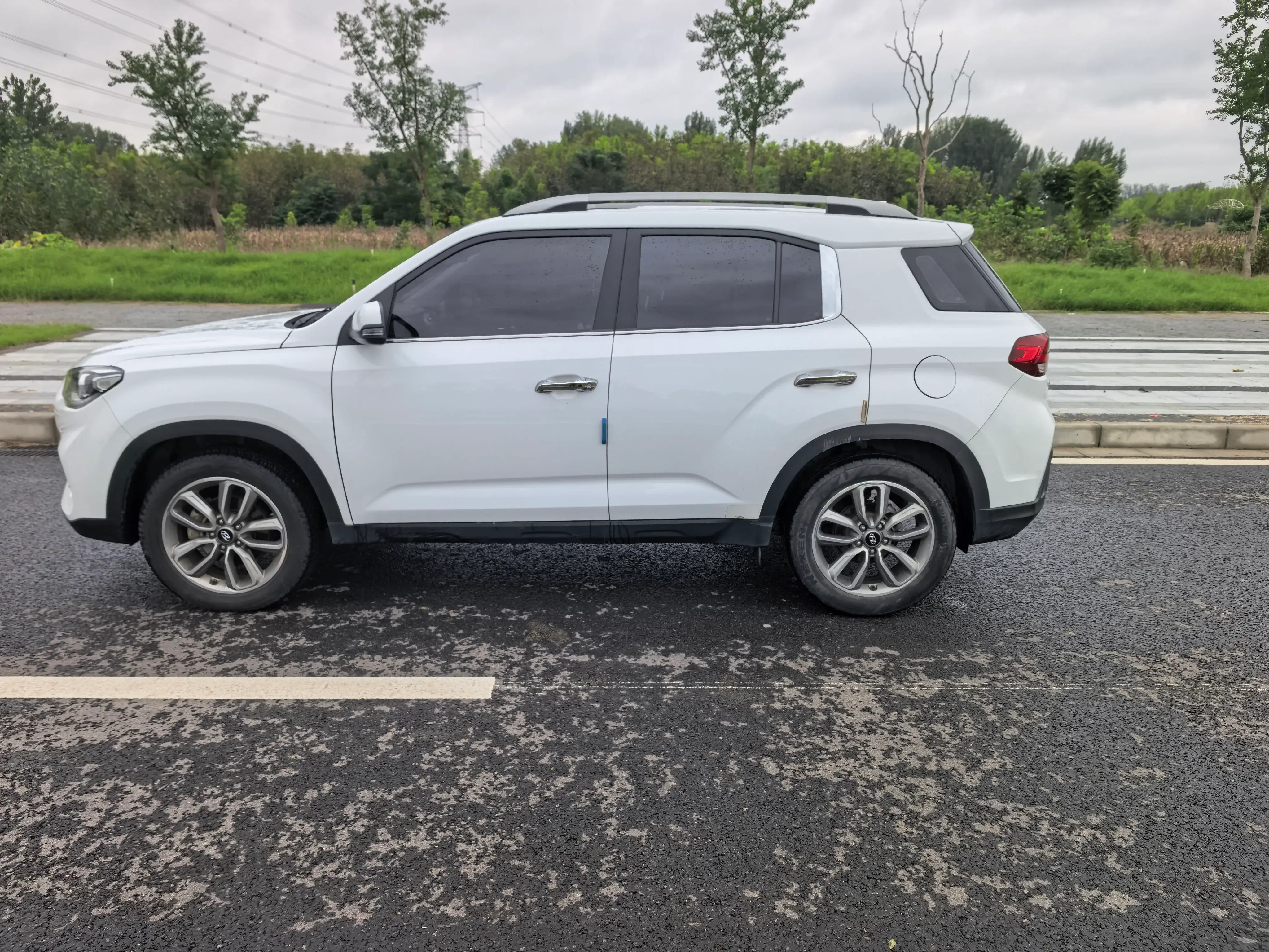 2019 HYUNDAI IX35 thumbnail 3