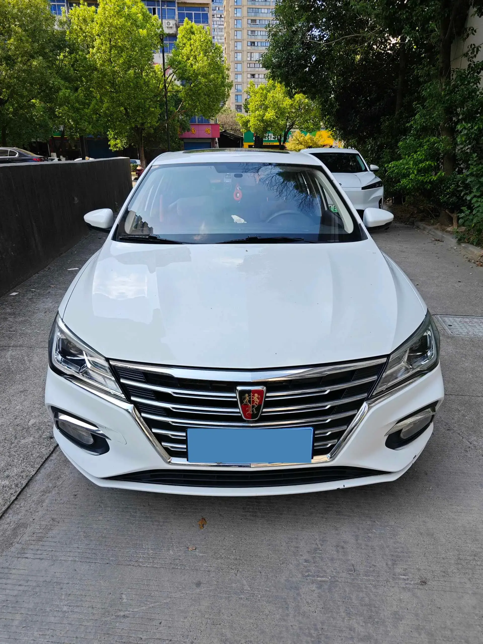 2020 ROEWE I5 thumbnail 2