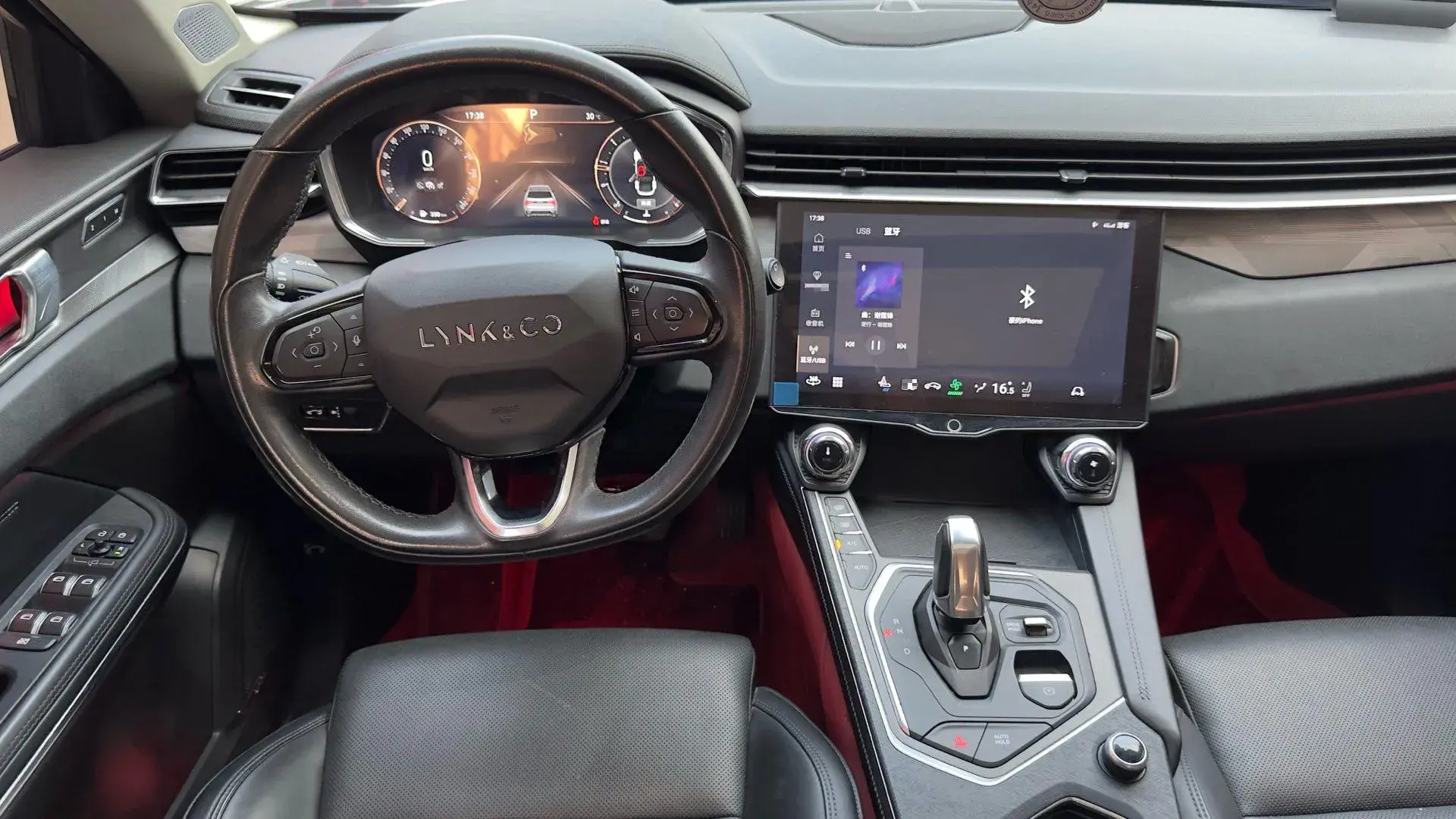 2021 LYNK&CO 01 thumbnail 4