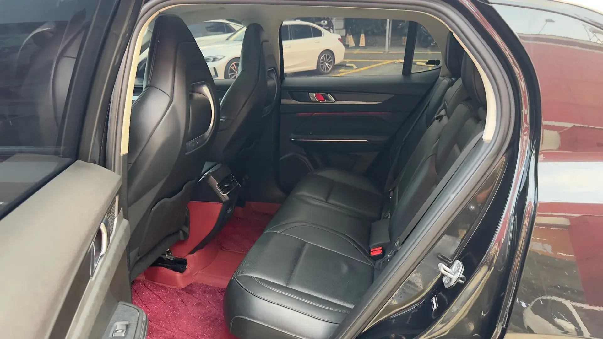 2021 LYNK&CO 01 thumbnail 3