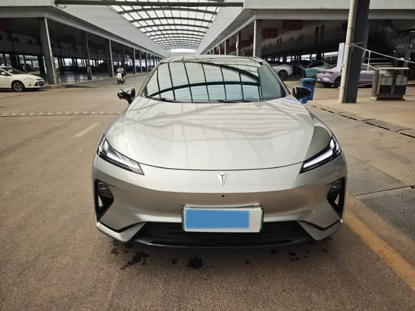 2025 DEEPAL L07 thumbnail 2