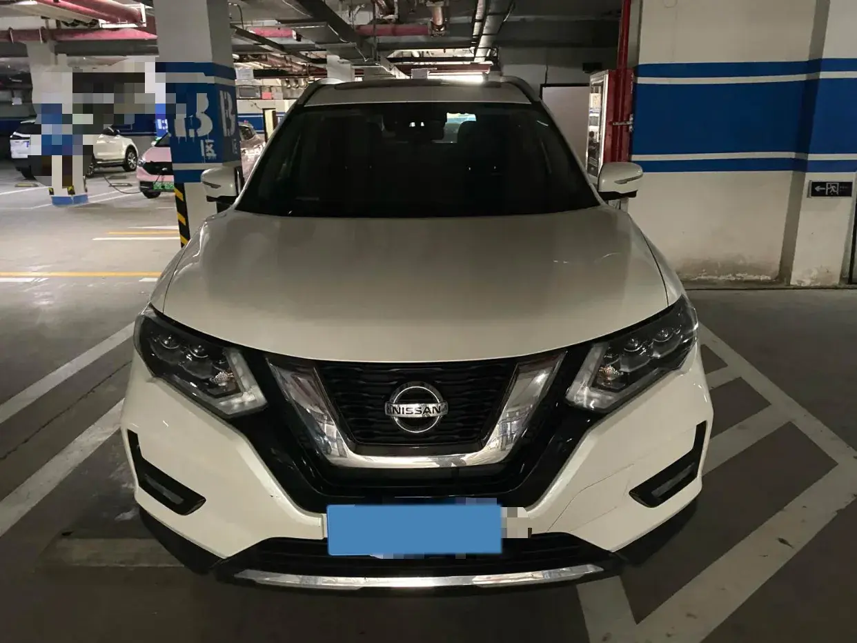 2021 NISSAN X-TRAIL thumbnail 2