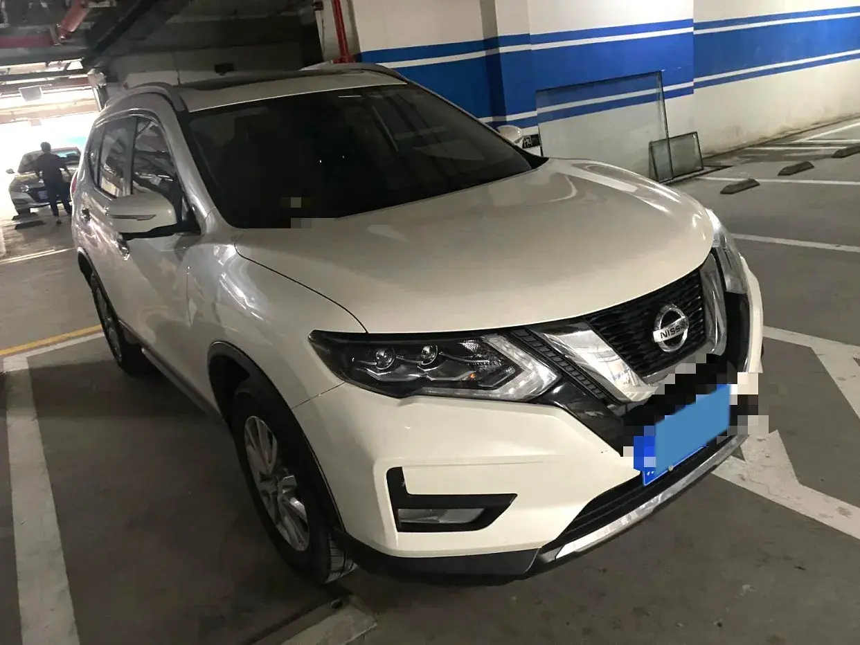 2021 NISSAN X-TRAIL thumbnail 3