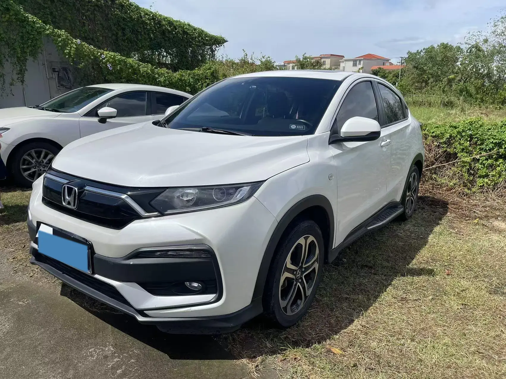 2021 HONDA XR-V view 1