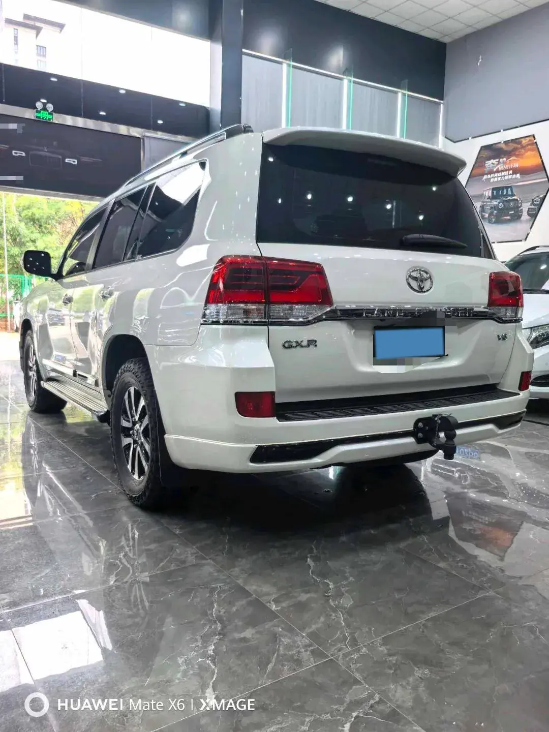 2016 TOYOTA LAND thumbnail 4