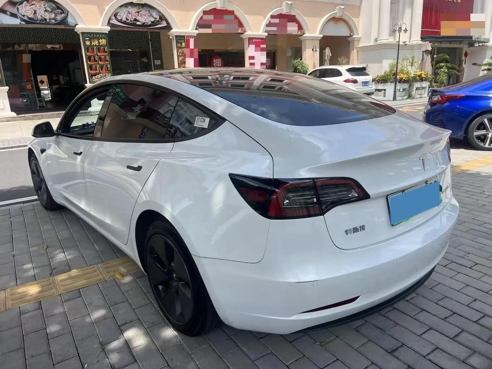 2022 TESLA MODEL thumbnail 4