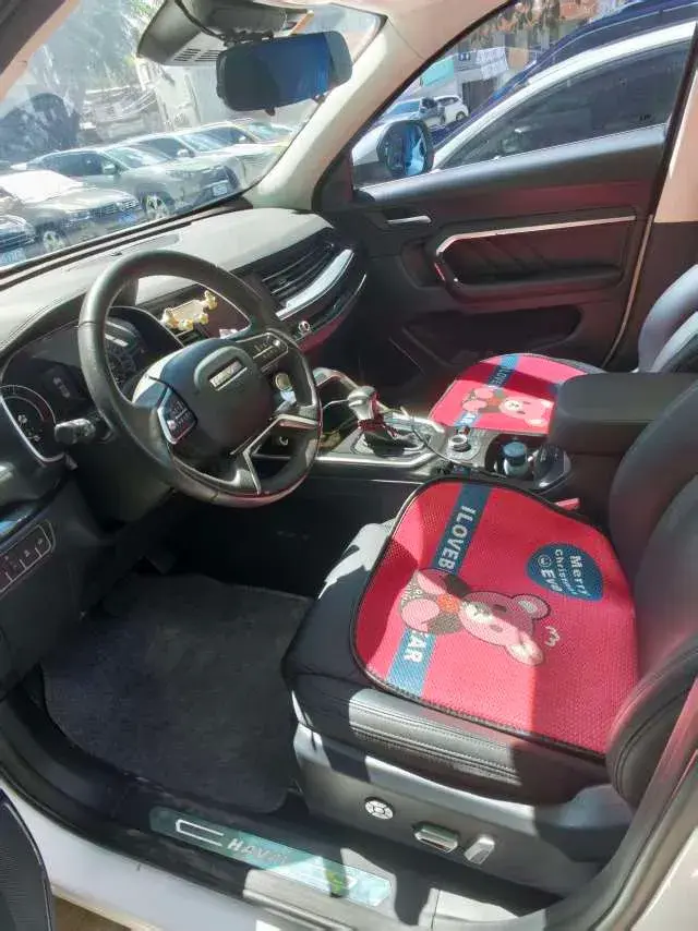 2017 HAVAL H6 thumbnail 3