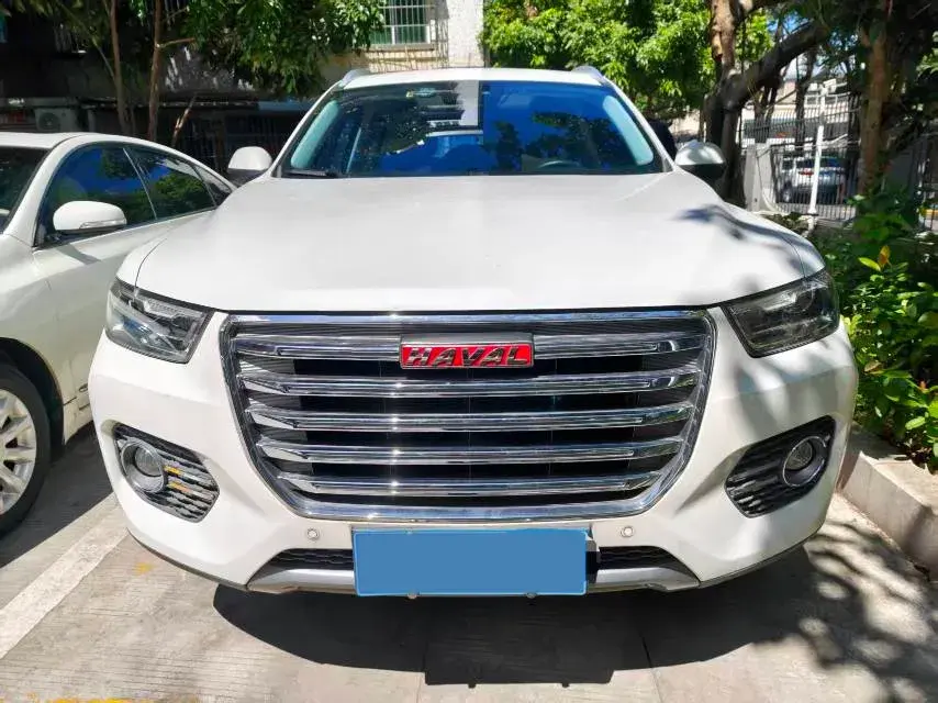2017 HAVAL H6 thumbnail 2