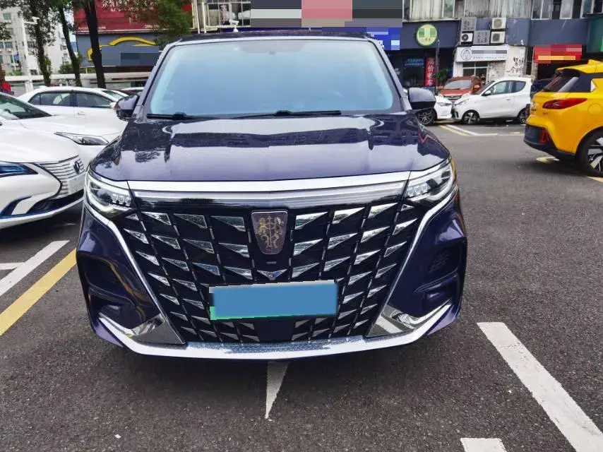 2022 ROEWE IMAX8 thumbnail 3