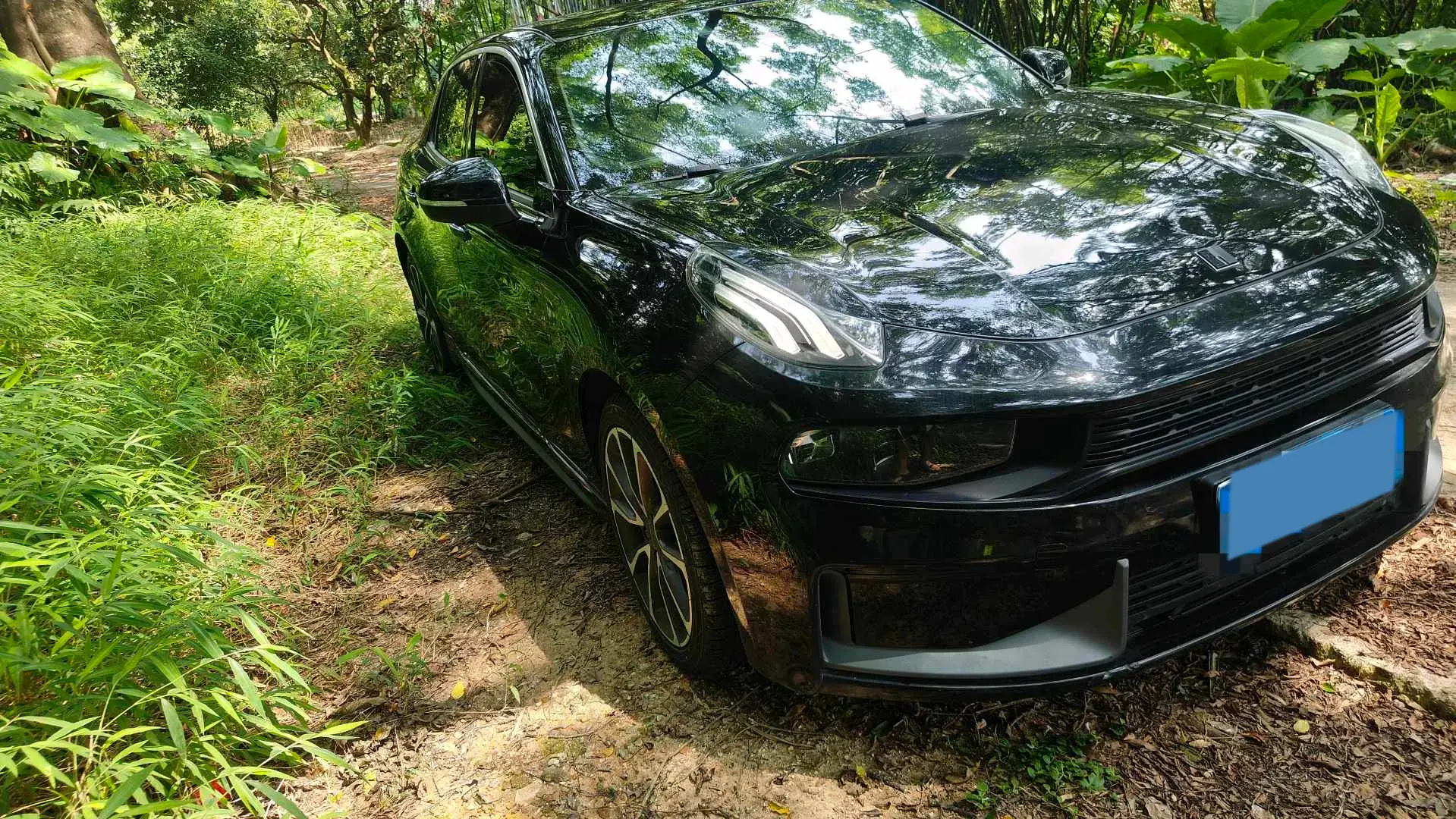 2018 LYNK&CO 03 thumbnail 3