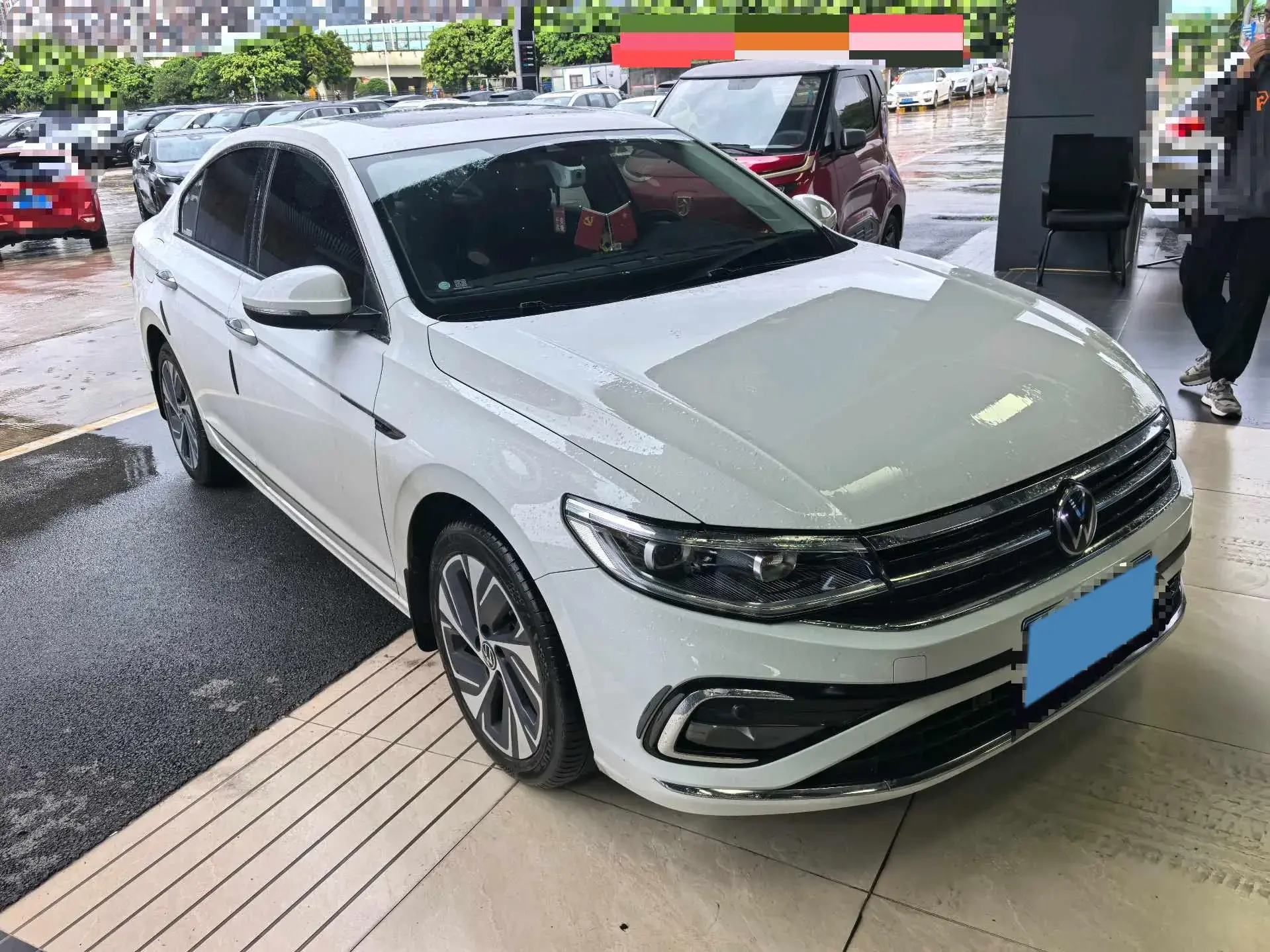 2023 VOLKSWAGEN BORA thumbnail 2