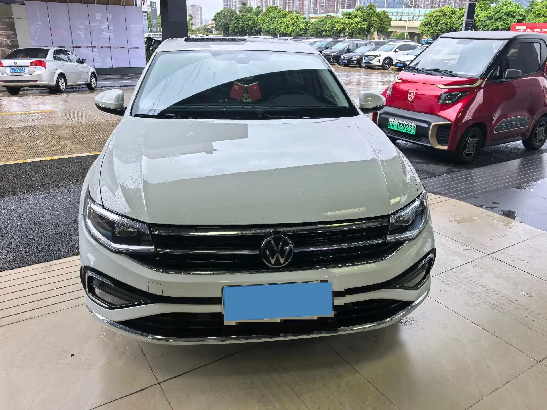 2023 VOLKSWAGEN BORA thumbnail 3