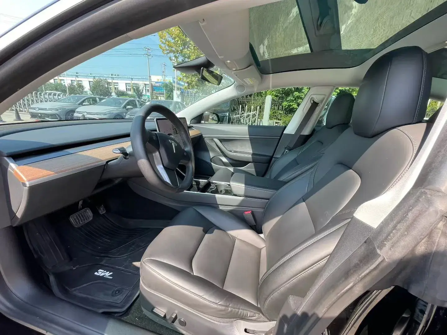 2020 TESLA MODEL thumbnail 4