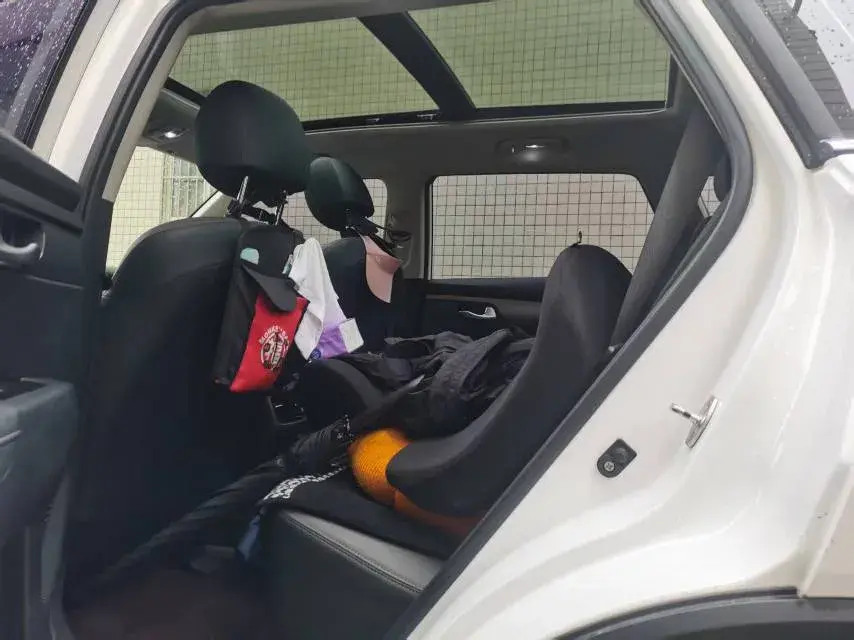 2019 KIA SPORTAGE thumbnail 3