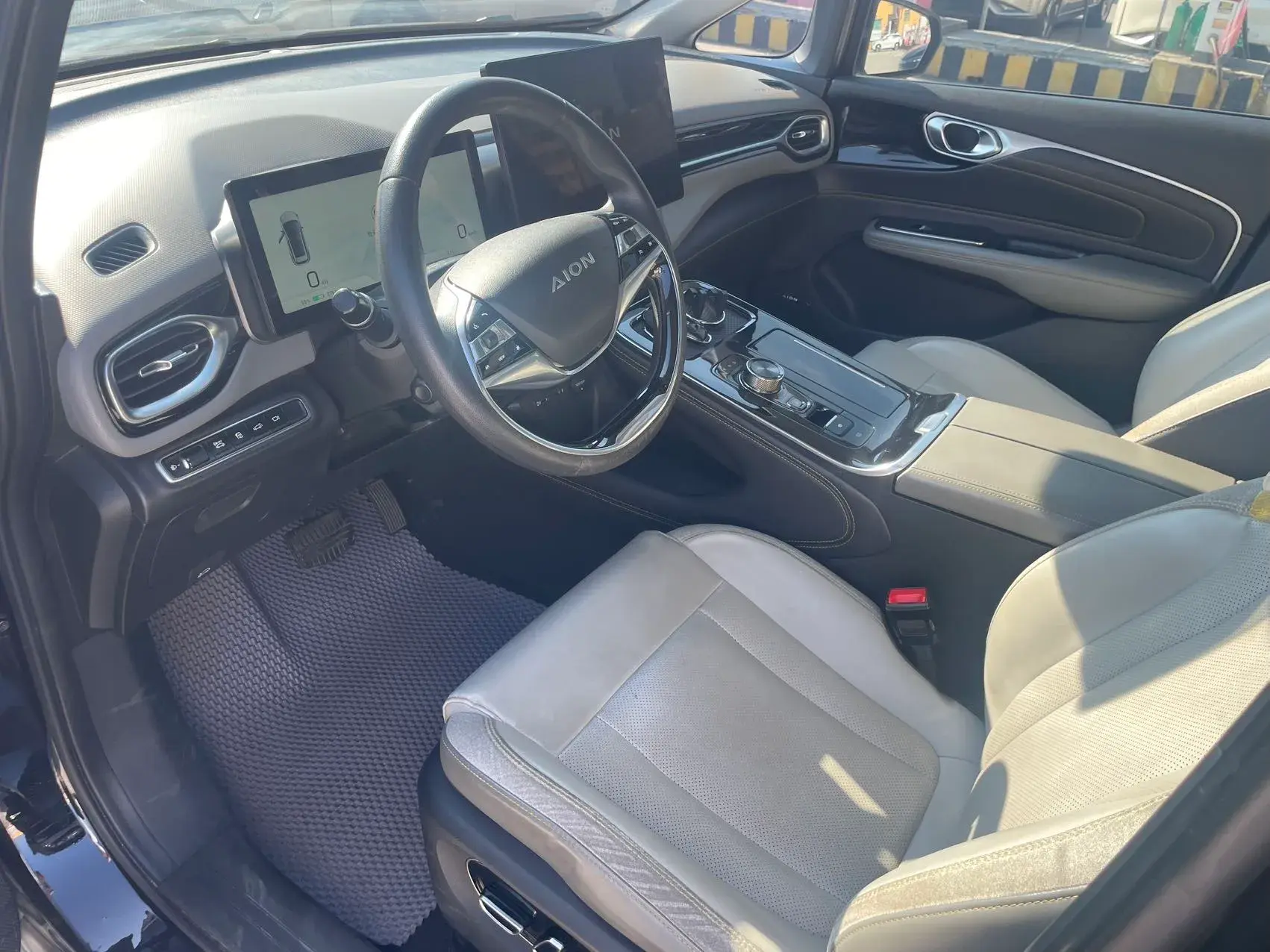2023 AION V thumbnail 4