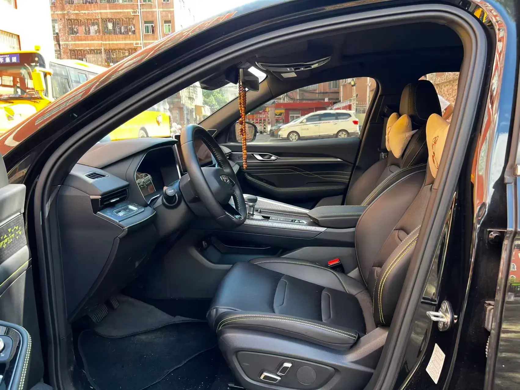 2023 GEELY PREFACE thumbnail 3