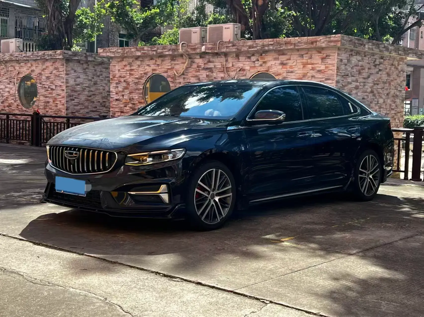 2023 GEELY PREFACE view 1