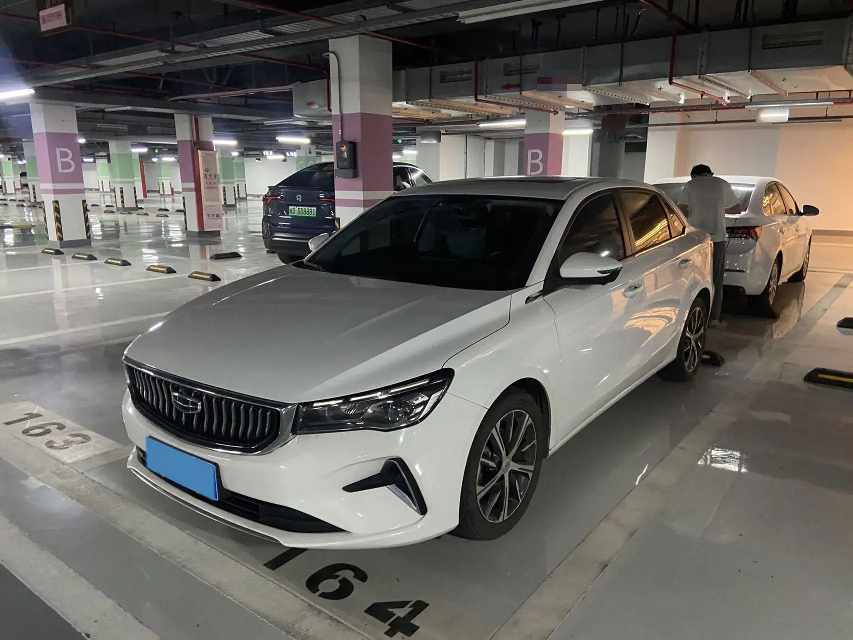 2022 GEELY EMGRAND view 1