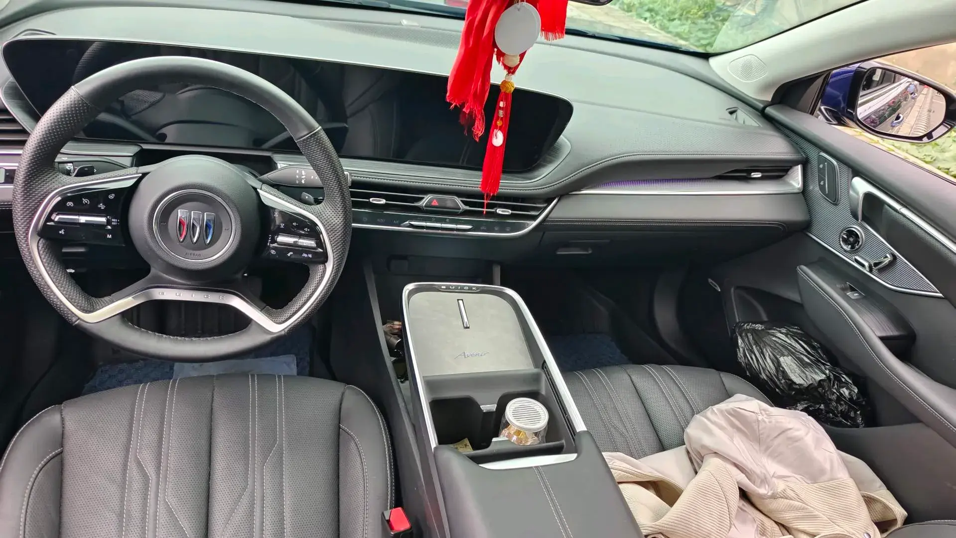 2023 BUICK LARCOSSE thumbnail 3